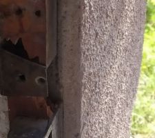 Bois porte garage fendu