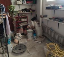 Rangement &eacute;tag&egrave;res fond