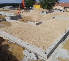 Préparations... bientôt le coulage de la dalle...