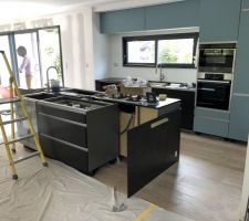 Pose de la cuisine en cours !