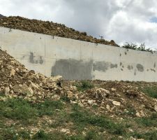 Mur de soutènement en béton armé