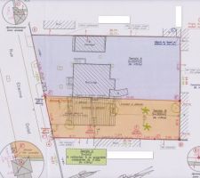 Plan de masse avec implantation dessine en bleu sur le terrain B