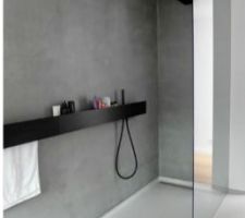 Salle de bain de la suite parentale