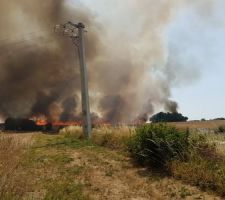 Feu vu du côté de la maison