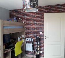 Chambre d'Adrien refaite..  et oui d&eacute;j&agrave; 7and qu'on vit dans notre maison