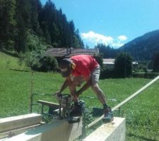 Les charpentiers au boulot