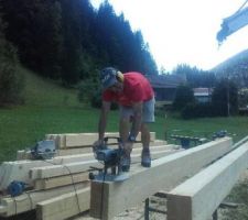 Les charpentiers au boulot