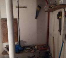 Emplacement future planche rangement outils