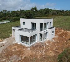 Hors d'eau hors d'air, juste avant les congés d'août.