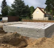 Pose de l?isolant avant coulage de la dalle