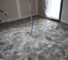 Dalle d'enrobage du plancher chauffant