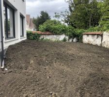 Régalage du pourtour de la maison