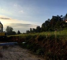 Terrassement chemin d'accès et cour