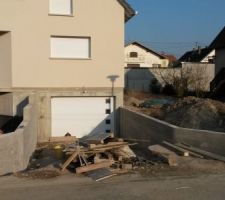 Mur de soutènement fraichement démoulé