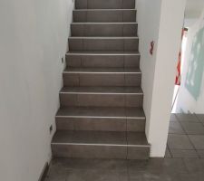 Escalier RDC vers 1/2 niveau