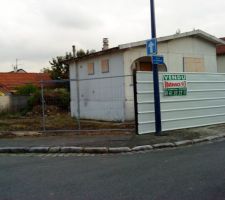 Terrain de 310 m2 en d'angle de rue