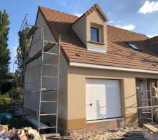Et voila... la façade est finie ! 

Je suis totalement fan