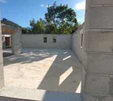 D&eacute;bord b&eacute;ton