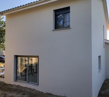 Facade est G00.