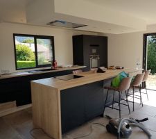 Notre cuisine, encore plus belle que dans nos rêves :)
CREA CUISINE