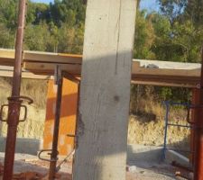 Poutre et pilier pour le soutenement de l'étage