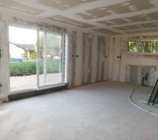 Espace cuisine et salle à manger