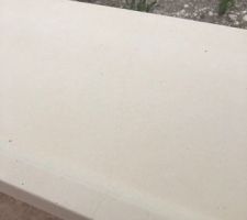 Appui de fen&ecirc;tre f&ecirc;l&eacute;