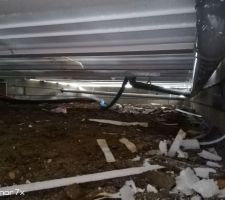 Evacuation sous le vide sanitaire, passage des gaines