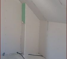 Décroché non prévu dans la chambre.
