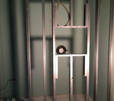 Pose du placo cloison douche de la  salle de bain parentale