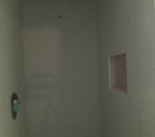 Pose du placo cloison douche de la  salle de bain parentale