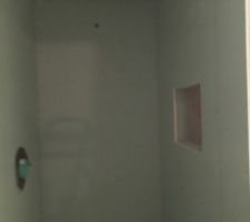 Pose du placo cloison douche de la  salle de bain parentale