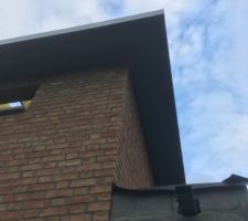 Angle Ouest débord de toit  20190925
