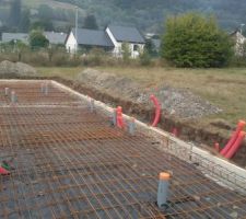 Ferraillage de la dalle avant coulage en début de semaine