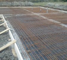 Ferraillage de la dalle avant coulage en début de semaine