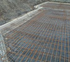 Ferraillage de la dalle avant coulage en début de semaine
