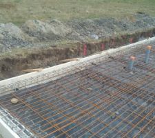 Ferraillage de la dalle avant coulage en début de semaine
