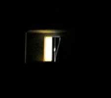 Porte d'entrée by night