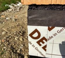 Bande d'étanchéité Delta Thene T300 avec bande de finition Delta Flexx Band F100