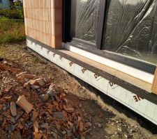 Bande d'étanchéité Delta Thene T300 avec bande de finition Delta Flexx Band F100