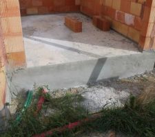 Finition des murs de soubassement