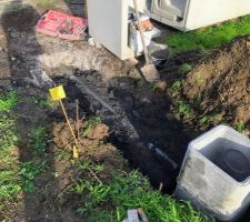 Puisard d'attente raccordé à la buse d'évac posé
