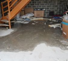 Mauvaise surprise en ouvrant le sous sol aujourd'hui. Heureusement que j'avais rdv pour la mise en service avec Enedis.