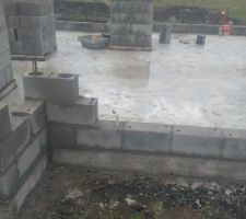 D&eacute;but du montage des murs
