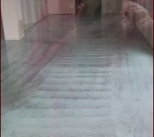 Chape en cours de s&eacute;chage