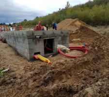 Fondation et dalle - obligation de faire un vide sanitaire sur le local technique de la piscine et l'abris bois