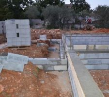 Quel beau travail ! , vide sanitaire maison et terrasse.