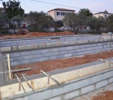Quel beau travail ! , vide sanitaire maison et terrasse.