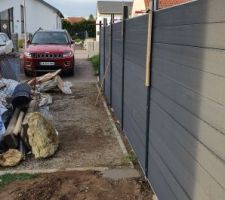 Enfin il manque le carport prochaine étape.