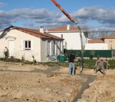 Coulage du béton.